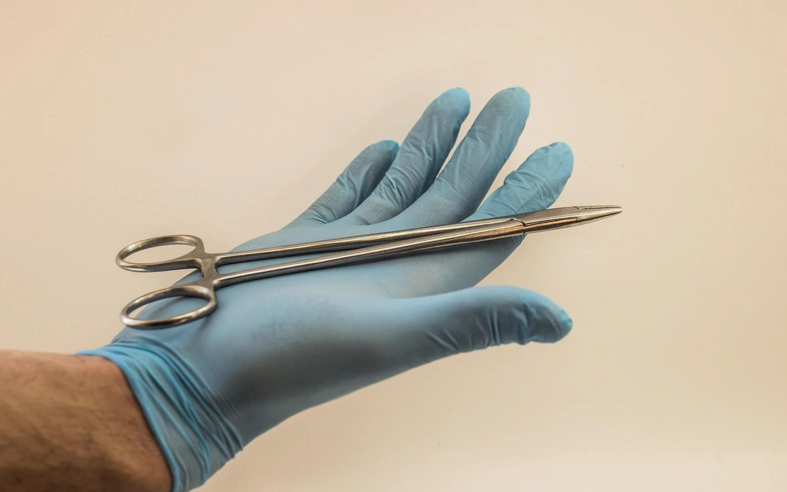 Doctor, surgeon and glove